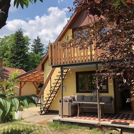 Forest-Side Home By Recreational Lake Kunfeherto Exterior photo